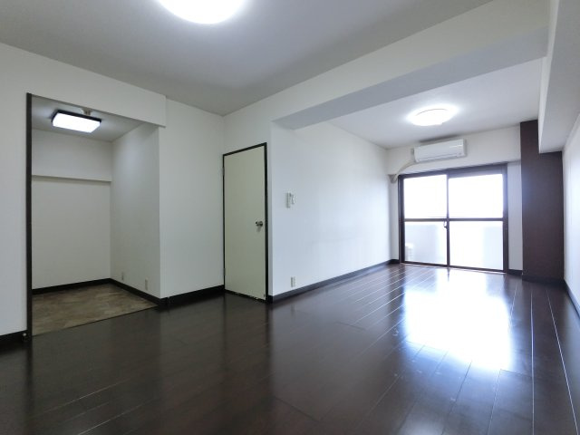 リアライズ市川原木の居間・リビング