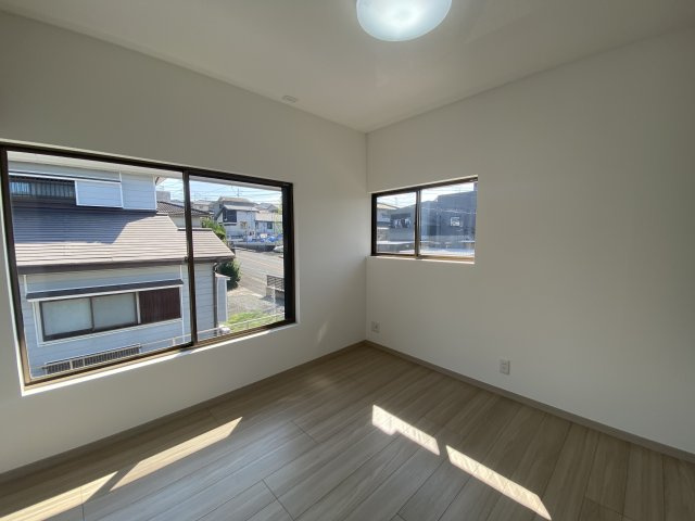 玉里団地１丁目　中古戸建ての洋室