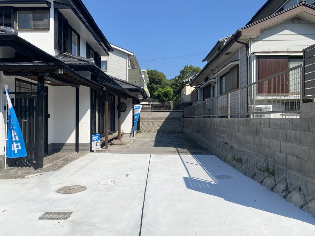 玉里団地１丁目　中古戸建ての駐車場