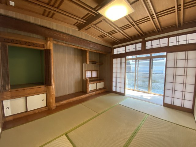 玉里団地１丁目　中古戸建ての和室