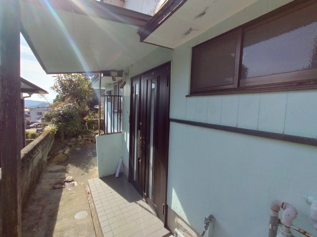 木風町戸建の玄関