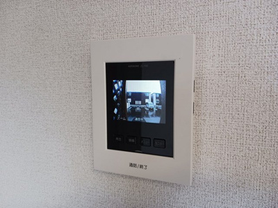 【セキュリティ】 | さくらヒルズ　Ｃ | 【さくらヒルズ　Ｃ】急な来客でもTVインターホンで確認が出来て安心です☆