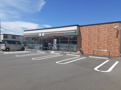 【周辺】 | さくらヒルズ　Ｃ | セブンイレブン出水上知識店まで850m