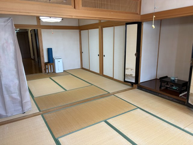 上越市本町2丁目≪店舗併用住宅≫の和室