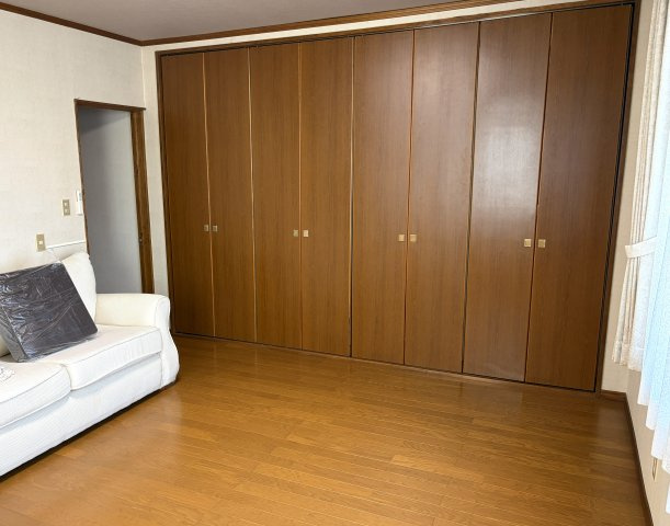 上越市本町2丁目≪店舗併用住宅≫の洋室