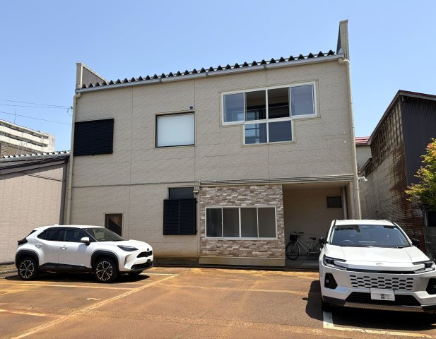 上越市本町2丁目≪店舗併用住宅≫の外観