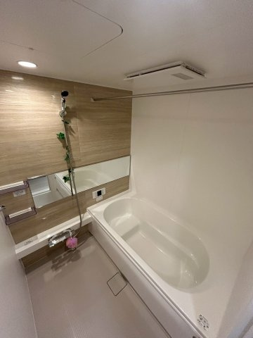 ル トレフルの浴室