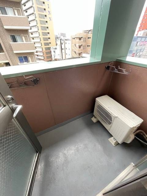 柏市柏２丁目の賃貸マンションのバルコニー