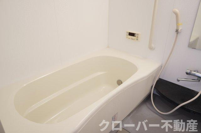 ロータス宇多津の浴室