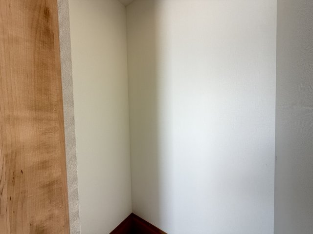八重瀬町安里（全3棟）A号棟の玄関|A号棟　SIC付き♪