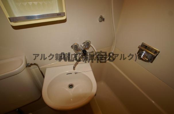 ライオンズマンション千駄ヶ谷第２の洗面所
