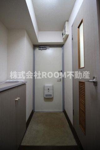 大王マンションの玄関|明るい玄関です