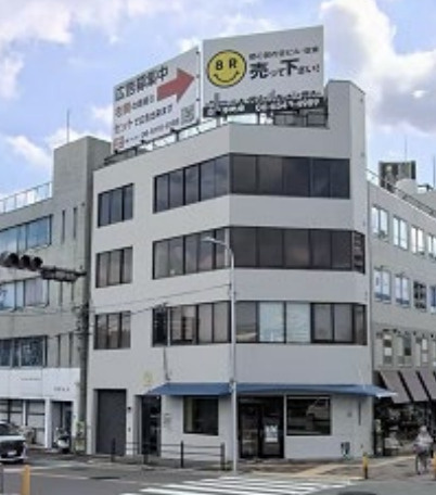 大阪市都島区の4階建一棟ビル！希少な大通り角地