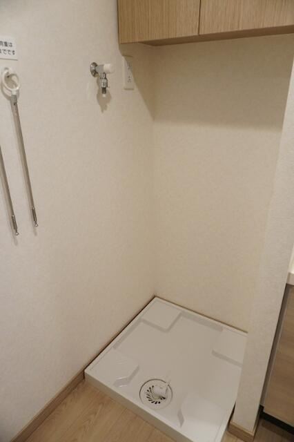 ルーブル川崎上平間弐番館のその他|洗濯機置場