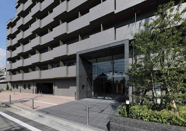 ルーブル川崎上平間弐番館のエントランス