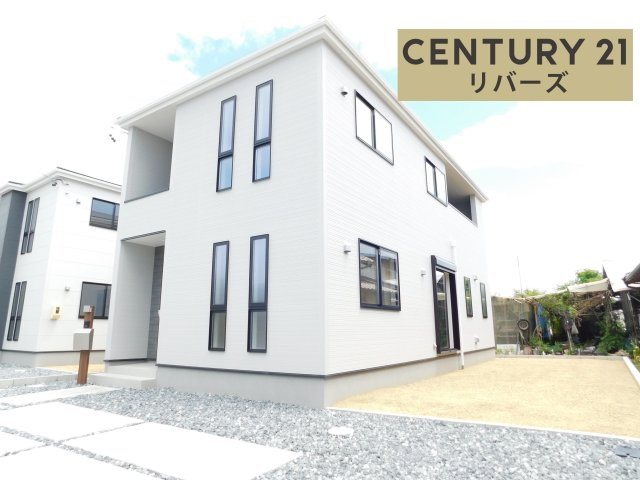 稲沢市矢合町面棒堀の新築一戸建の外観|☆２号棟☆　新価格！！いつでもご案内出来ます♪（お問合せ当日、平日、水曜、夜間でもＯＫ）　長期優良住宅♪　敷地６１．７４坪！　駐車並列４台ＯＫ　収納豊富！　南に広い庭付き、陽当たり良好！　全室南向き♪