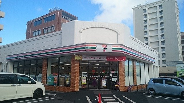 【周辺】 | ハレ・スプラウト | セブンイレブン新都心店まで390m