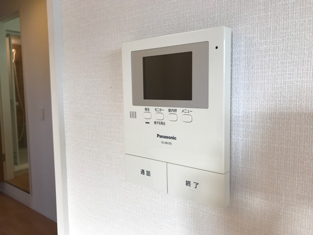 シャトー　ボンヌールのセキュリティ|カメラ付インターホン