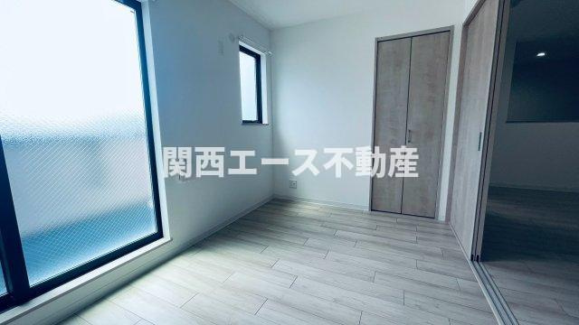  | LIB HIRAOKA