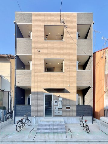 プルミエール白子町の外観