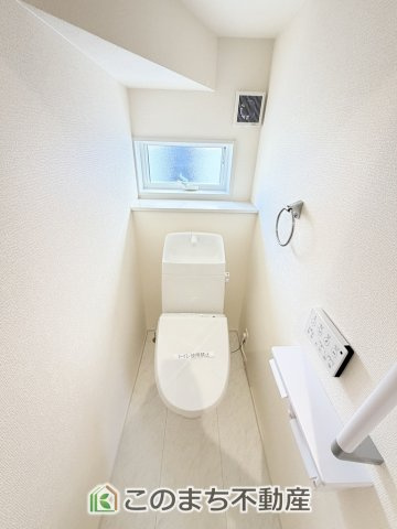 LiveleGarden.S上三川町上三川第11のトイレ|同社施工物件の写真です。※建具やフローリング、その他仕様が違う場合がございます。