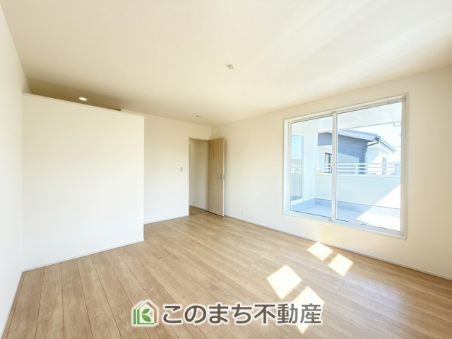 LiveleGarden.S上三川町上三川第11の洋室|南向きで陽当たりの良い洋室♪風通しもよく快適です☆
