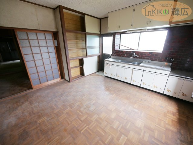 高砂市北浜町牛谷　中古戸建の居間・リビング