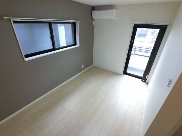 ＭＥＬＤＩＡ宮本の寝室