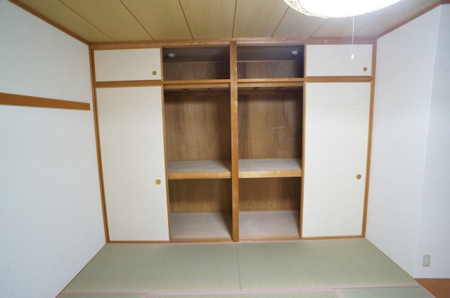 宝塚ビルの和室