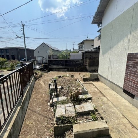 相浦町一戸建の庭