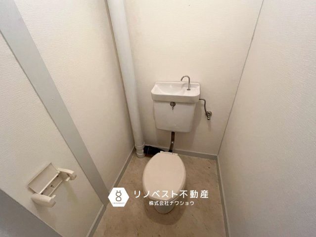 八戸ノ里ハイツのトイレ|【リノベスト不動産】テナント物件は東大阪市含む大阪府下でご紹介可能です◎
