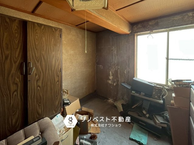 八戸ノ里ハイツの洋室|【リノベスト不動産】土日祝も営業中！HPより来店予約も可能です◎

