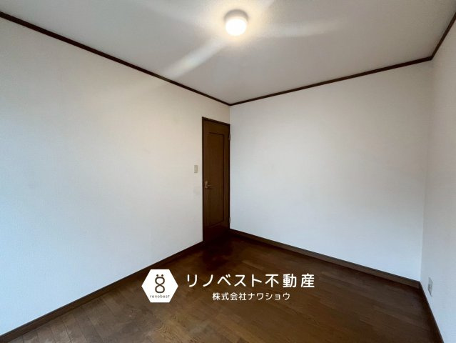 東大阪市六万寺町1丁目の洋室|約5.2帖ございます♪
