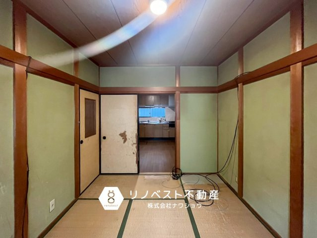 東大阪市六万寺町1丁目の和室|LDKに隣接した和室。お子様の遊び場として和室はおすすめです！
