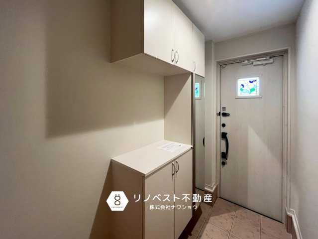 生野区林寺4丁目の玄関|【リノベスト不動産】土日祝も営業中！HPより来店予約も可能です◎
