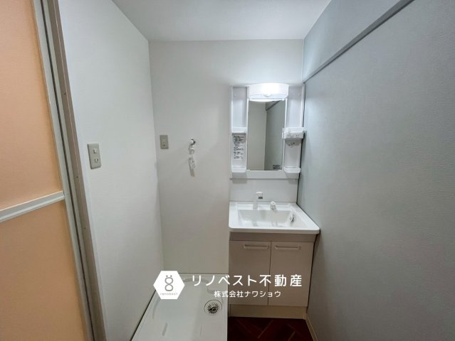 朝日プラザ小阪B棟の和室|リビングと廊下両方と繋がっており、動線が良いです♪