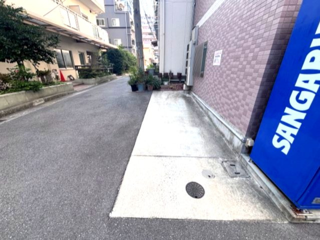 ＳＥＩＷＡＨＯＵＳＥの駐車場