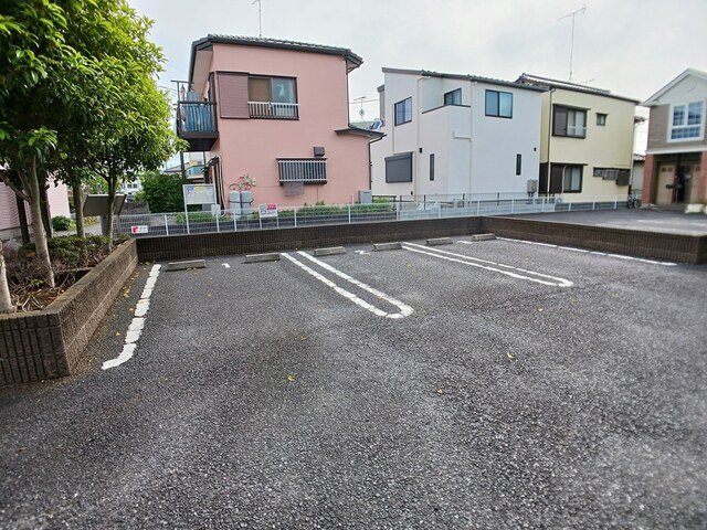 アンソレイエの駐車場