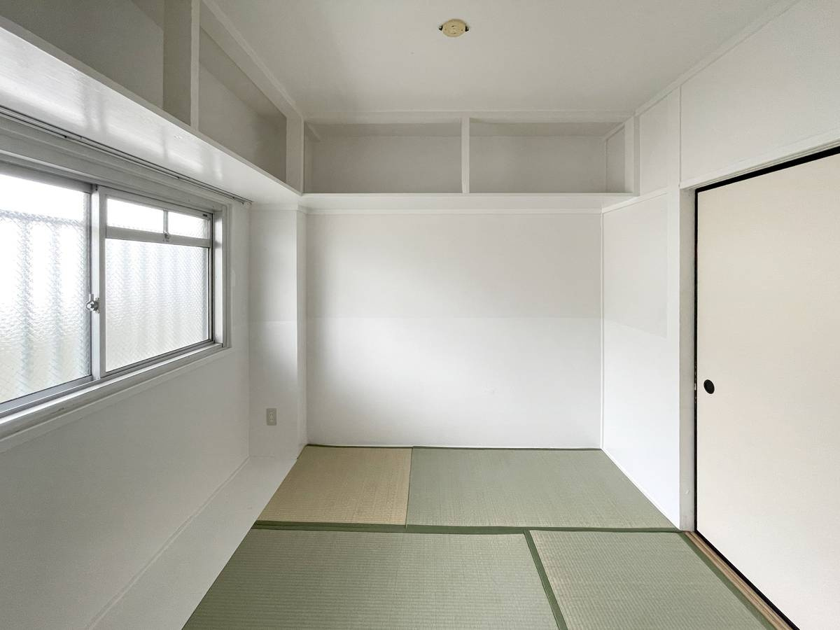 ビレッジハウス長草１号棟の内装