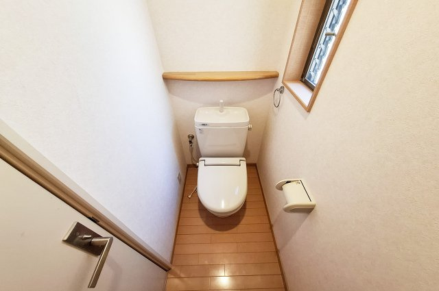 岸和田市上松町1丁目のトイレ|2Fトイレ
