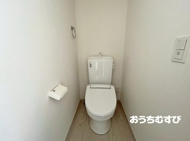 小牧市東田中2期(全9棟)のトイレ