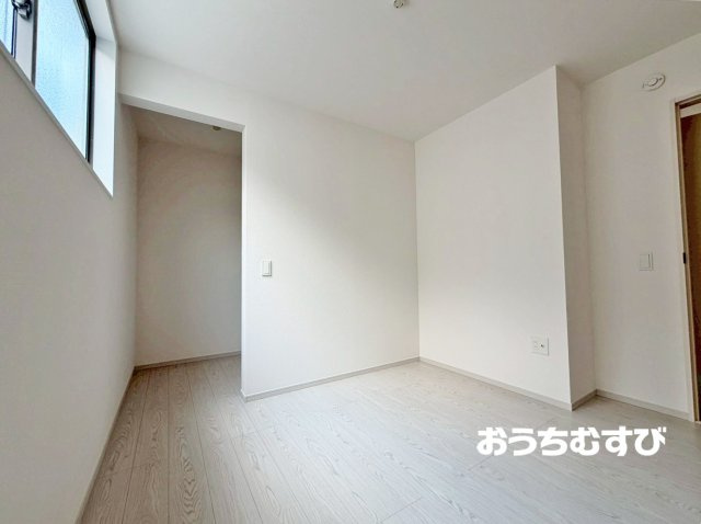 小牧市東田中2期(全9棟)の洋室