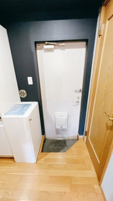 【玄関】 | プレミア生田 | ※同物件、他のお部屋の写真です。