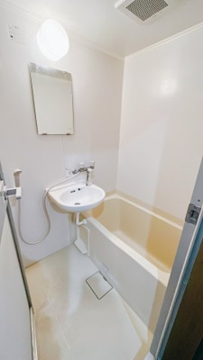 【浴室】 | プレミア生田 | ※同物件、他のお部屋の写真です。