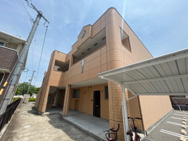 CONSOLATAの駐車場|駐車スペースもあります☆