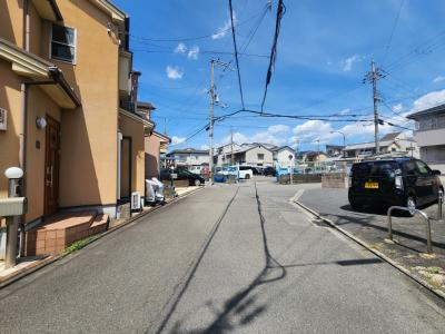 セジュールマミBの周辺|前面道路