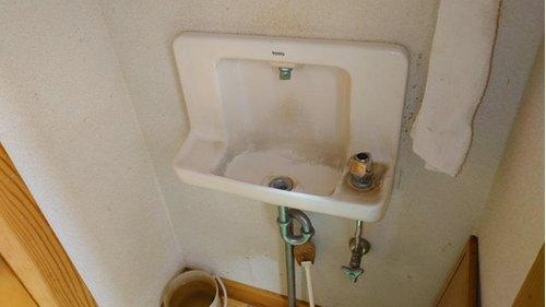 湯布院町川上の洗面所