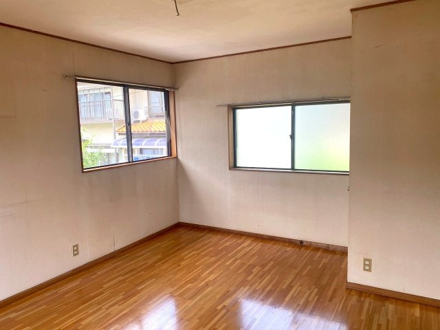 【洋室】 | ◇◆山北町山北 中古戸建◆◇ | 9.5帖の洋室♪
