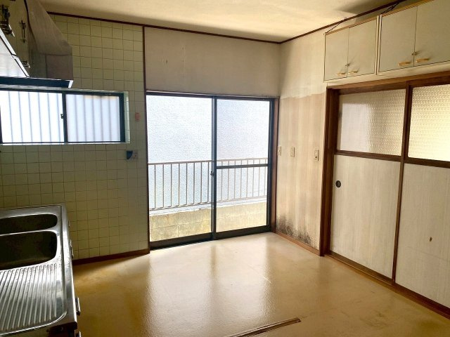 【居間・リビング】 | ◇◆山北町山北 中古戸建◆◇ | 7帖のダイニングキッチン。