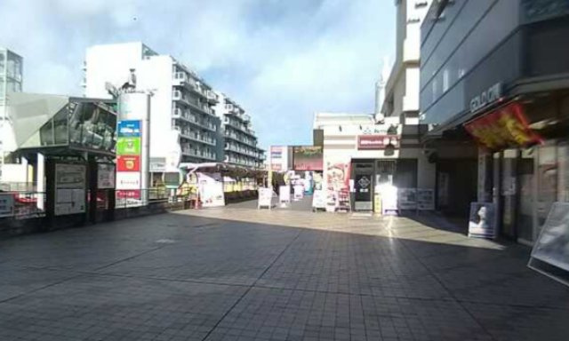多摩市馬引沢１丁目のアパートの周辺
